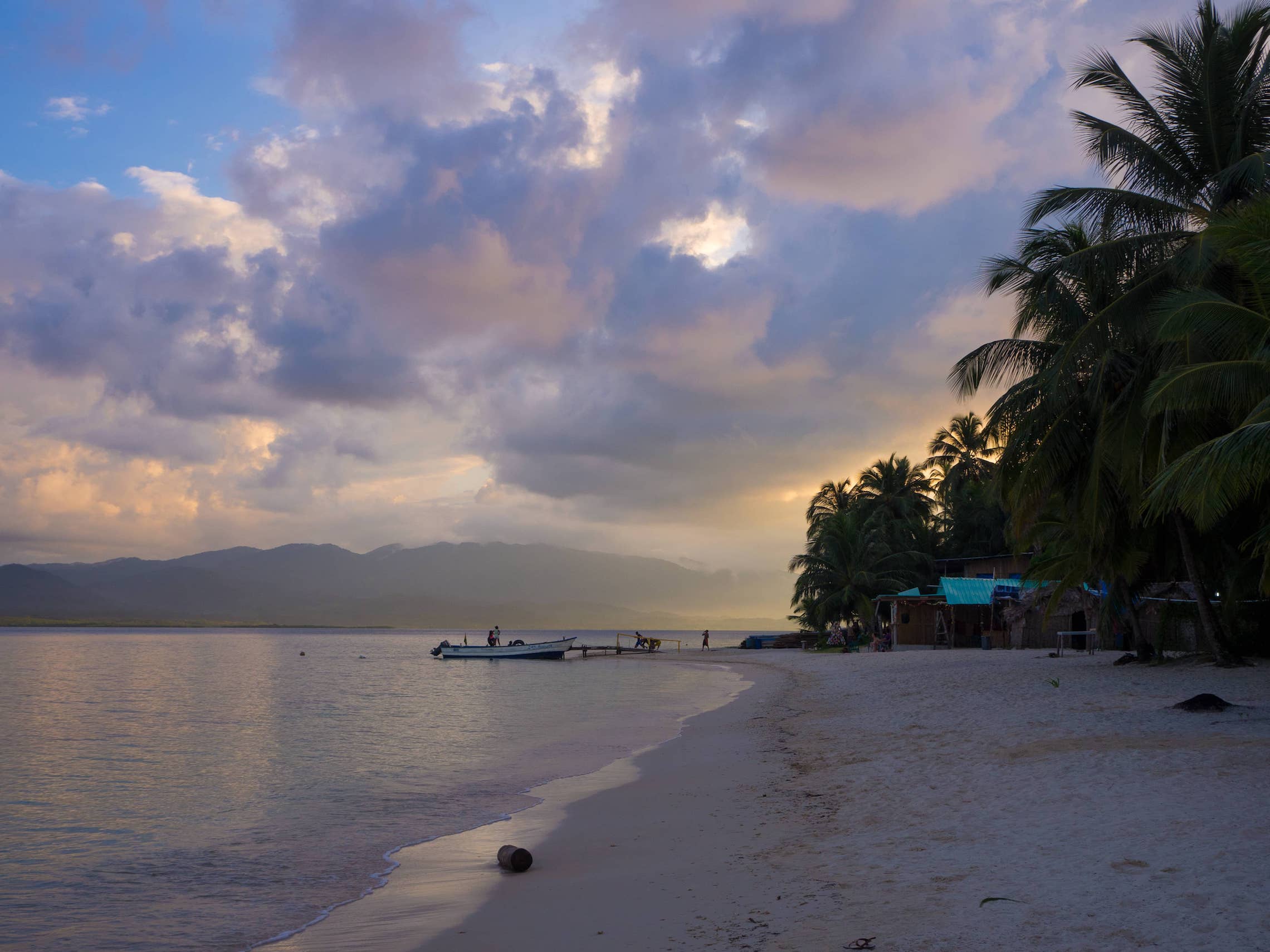 San Blas Islands Cabañas Eneida sunset