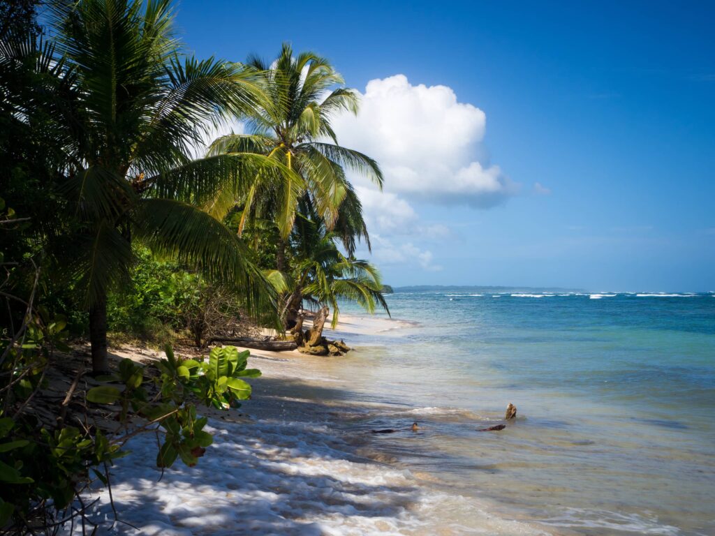 Cayo Zapatilla beach