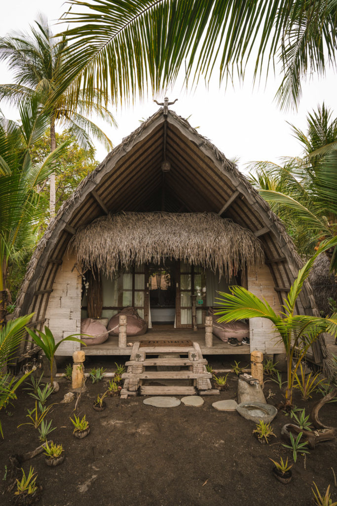 Coconut Beach Resort Maumere Cottage