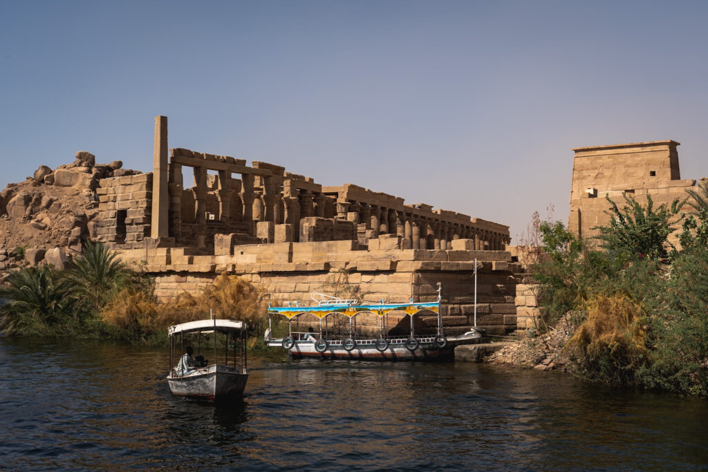 Arriving Philea temple by boat.