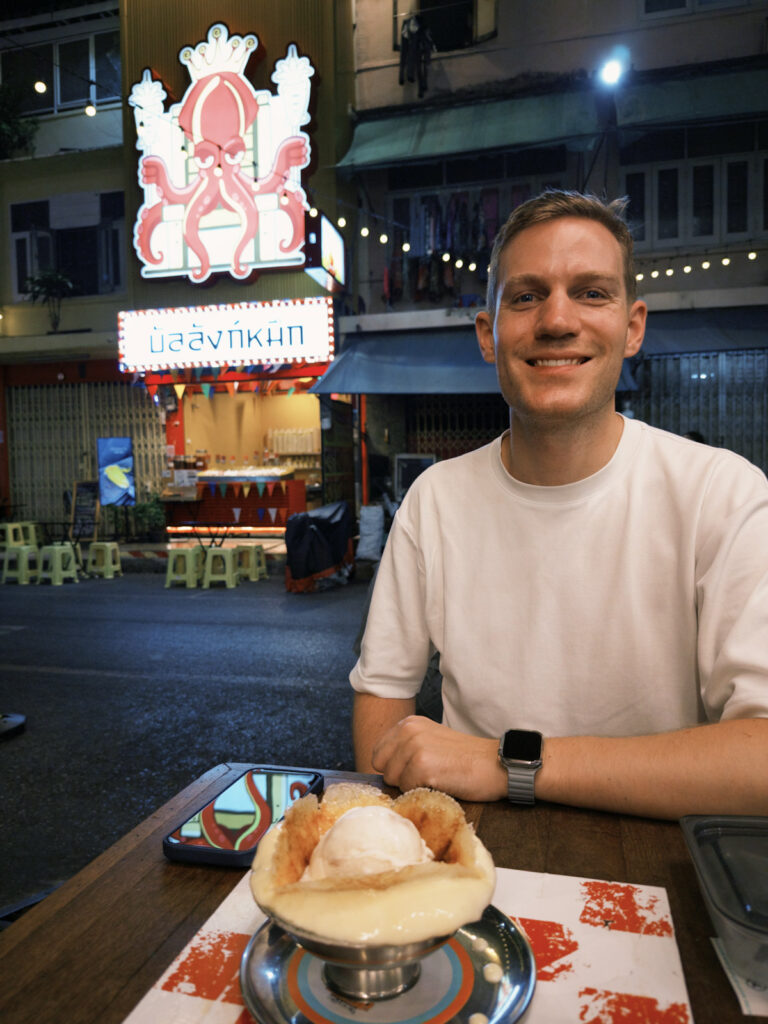 Michiel at Ice Cream Samosorn