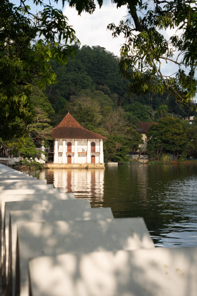 Kandy Lake and Temple of the Sacred Tooth Relic